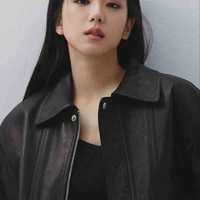 Kim Jisoo - chị