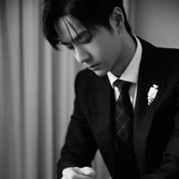 Vương Nhất Bác [ 23 Tuổi_Enigma ]