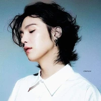 Min Yoongi ( hắn)