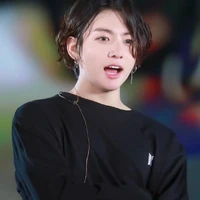 Jeon Jungkook( bạn thân Y)