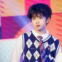 Trương Hàm Thuỵ