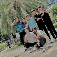 cả team