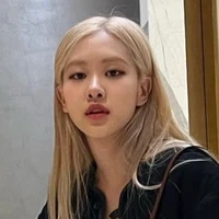 Park Chaeyoung-Rosé-nàng