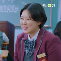 Kim Shi Hyeon