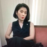 Mẹ Mek, Mok