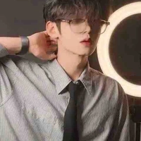 Phương Dĩ Khanh_Eric