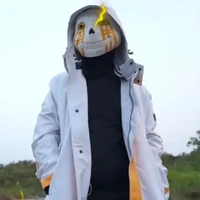 707