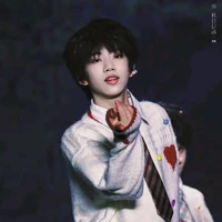 Trương Hàm Thụy ( cậu )