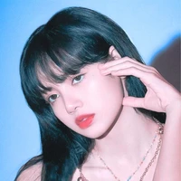 Lalisa Manobal ( Cô )