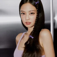 Kim Jennie(chén)