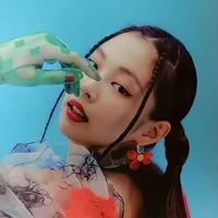 Jennie(J)