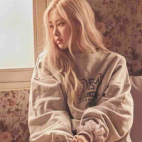 Roseanne Park 