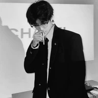 Hạ Cự Giải ¹⁷