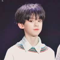 Tả Hàng lúc nhỏ