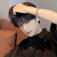 Huỳnh Bạch Dương_@DuongNongTinh