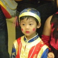 NinHi- Tác giả nì