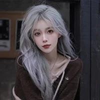 Triệu Tú Vy (bạn thân n9)