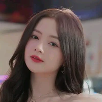 Lý Lê Lan Hương / Mina
