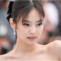 Kim jennie [em]