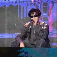 Trương Tuấn Hào(hắn)