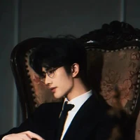 Tạ Hoàng Song Ngư_30