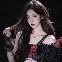 Trần Ngọc Hằng (mẹ nam9)