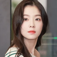 Bae Joo-hyun( Irene)
