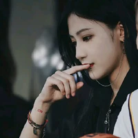Viên Nhất Kỳ(cô)