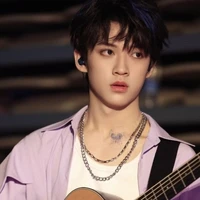 TRẦN THIÊN NHUẬN  / CHEN TIANRUN