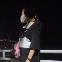Anh Thư ( chị các anh )