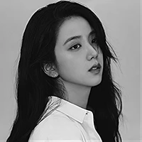 KIM JISOO.chị gái lisa