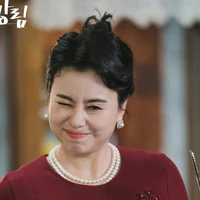 Hong Hyun Suk