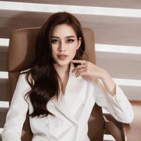 Lý Ngọc Anh (mẹ nu9)