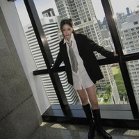 Ramida Jiranorraphat(White)