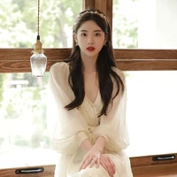 Hà Ngọc Trang_bạn cô_a