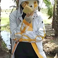 707