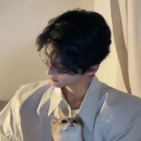  Trần Văn Tùng _anh trai Hân