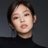 Jennie Kim [ Em ]