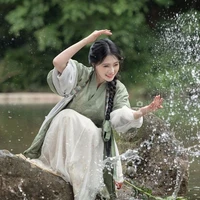 Tiểu Vân Nhi/ Hoàng Vân Di