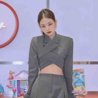 Kim Jennie(Nini nàng)