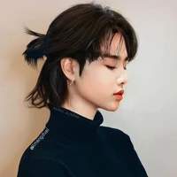 Lalisa Manoban ( Cậu )