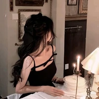 Thẩm Hoa Tuyết - cô