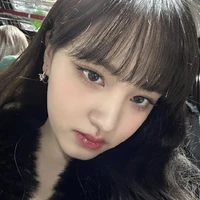 Kim Jiwon(Liz,cô)