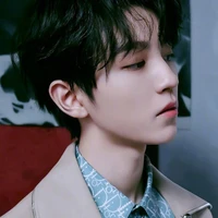 Vương Tuấn Khải_papa cậu_
