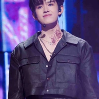 Trương Cực ( em trai y )