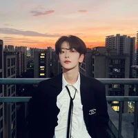 Trương Duy Tuấn(bạn thân nam9)