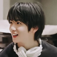 Lưu Diệu Văn ( cậu )