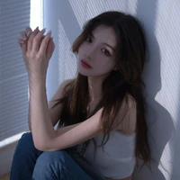Hứa Dương Ngọc Trác ( chị 3 nàng )