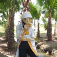 707