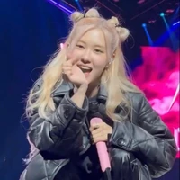 Park Chaeyoung_Rosé